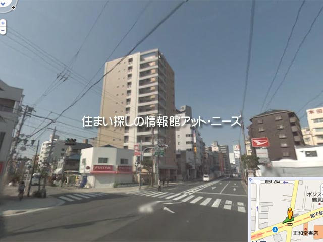 ���r���O